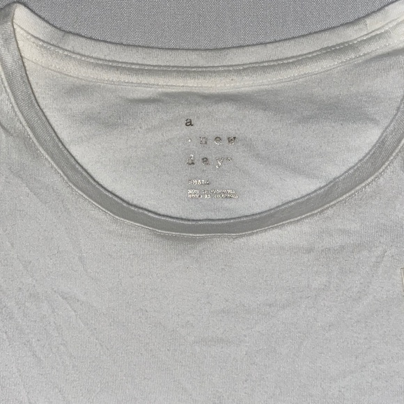a new day BRAND NEW White T-Shirt Size Small - Picture 4 of 5